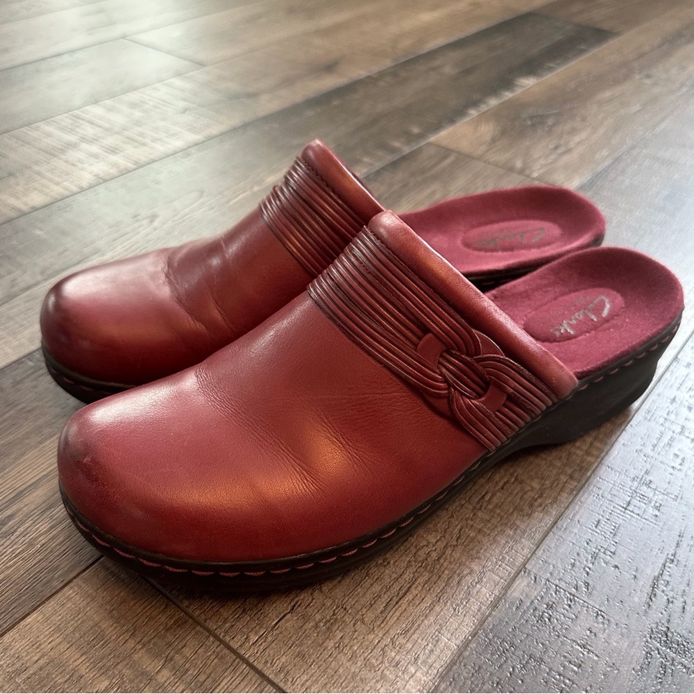 Clarks Bendables Wine Leather Shoes Slip-On Mule Clogs Size ~ 10 M ~ EC